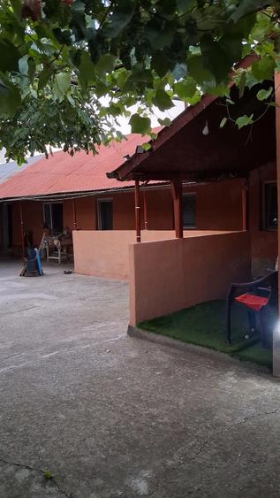 Casă cu 3 camere cu Teren 1300 Mp în Smeeni