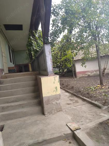 Casă cu 3 camere cu Teren 700 Mp în Exterior Vest