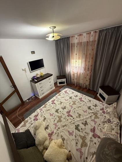 Apartament cu 2 camere semidecomandat în Obor