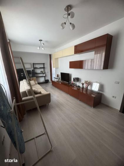 Proprietar | 2 camere decomandat | 53,6 mp | Parcare | 10 min Metrou - 2