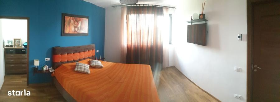 Casă cu 5 camere cu Teren 840 Mp în Valea Lupului