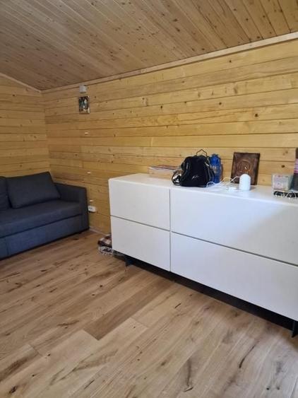 Casă individuală cu 2 camere cu Canalizare în Central