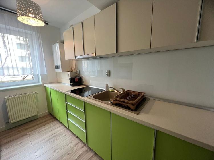 Apartament cu 2 camere decomandat, mobilat în Mărăști