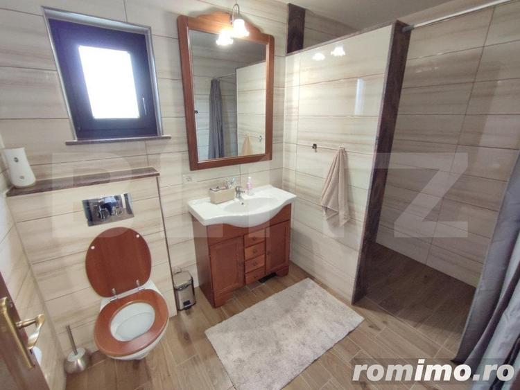 Casă cu 4 camere cu Teren 2500 Mp în Horodnic