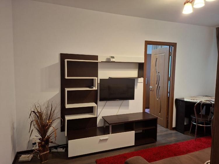 Apartament cu 2 camere semidecomandat în Tomis Nord