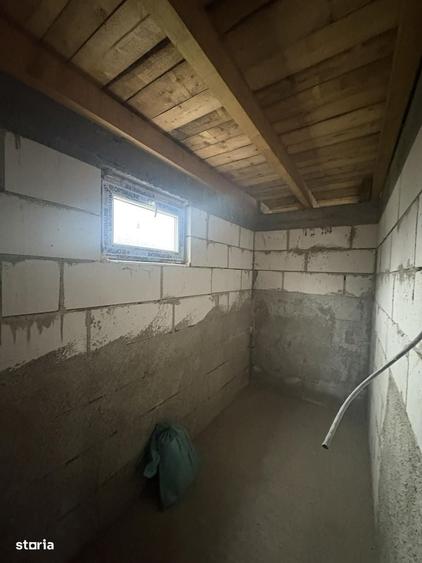 Casă cu 4 camere în Cetățeni
