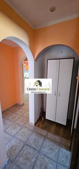 Apartament cu 3 camere decomandat în Micro IV