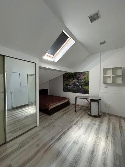 Apartament cu 3 camere decomandat în Dosu Bricii