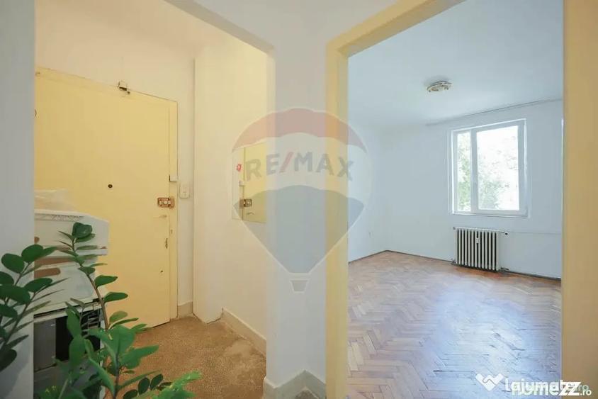 Apartament cu 2 camere decomandat în Decebal