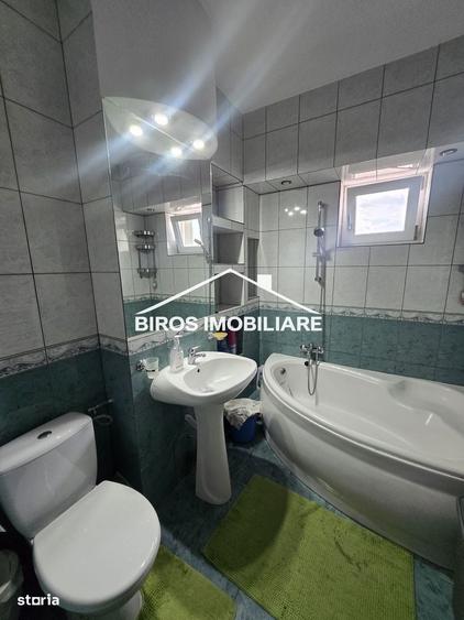 Apartament cu 3 camere în Calea București