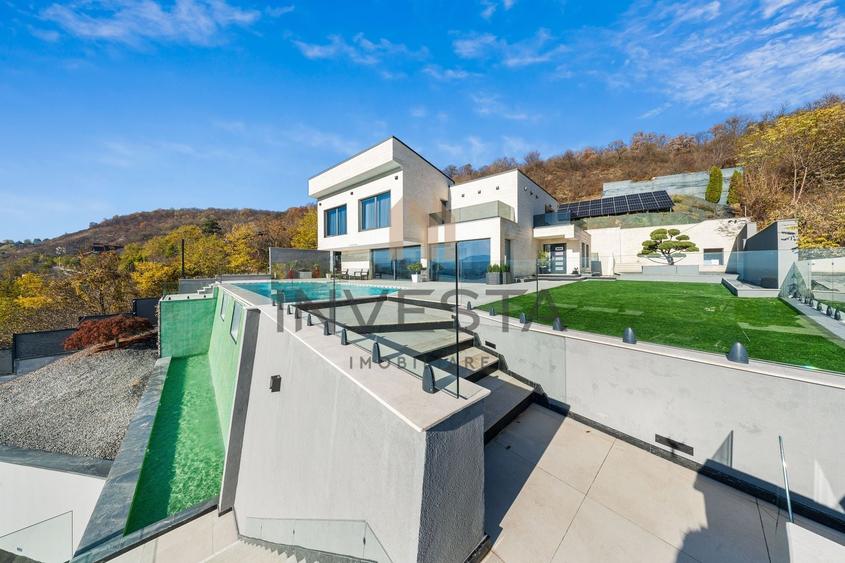 Casă individuală cu 8 camere cu Piscina în Grigorescu