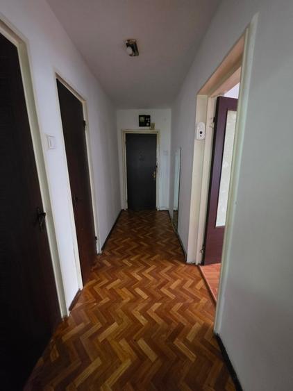 Apartament cu 2 camere circular în Baba Novac