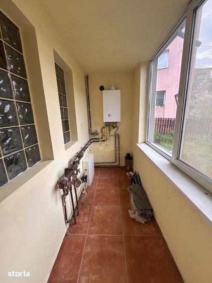 Casă cu 5 camere cu Teren 337 Mp în Central