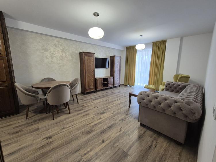 Apartament cu 2 camere decomandat în Cetate