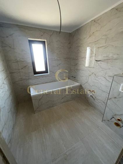 Duplex cu 4 camere cu Canalizare în Tărlungeni