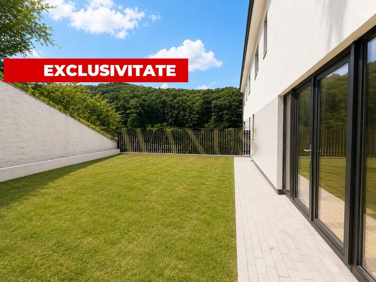Duplex cu 4 camere cu Canalizare în Florești