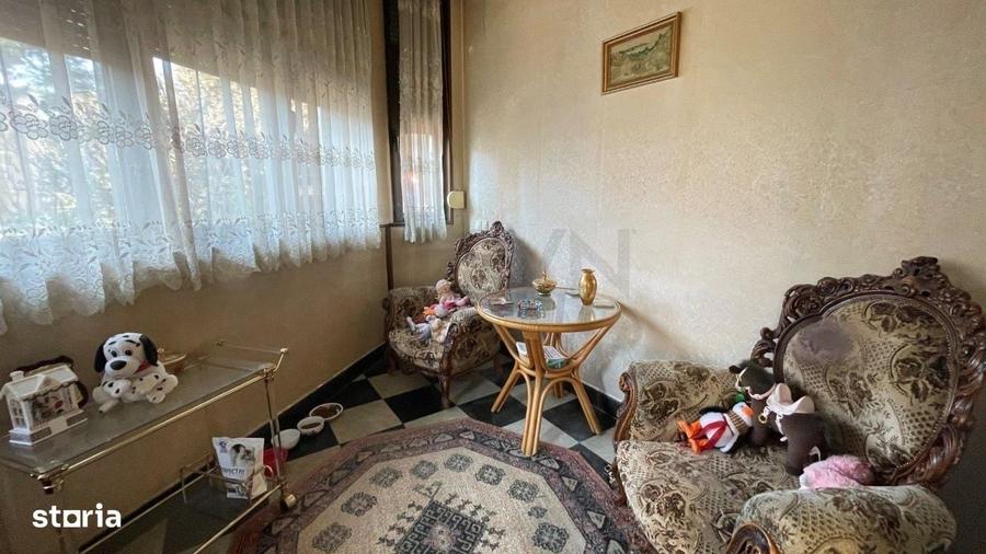 Casă cu 4 camere în Polonă
