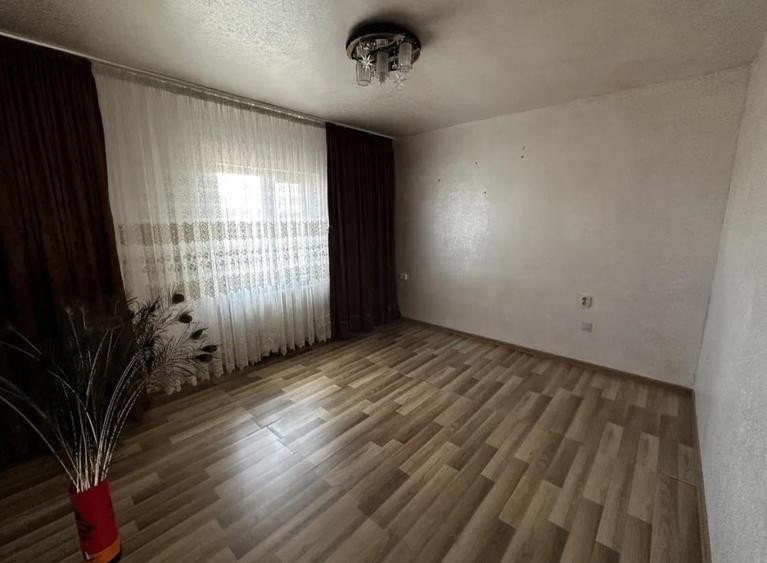 Jilava -Primarie- Vila P+1+M-6 CAM-sup 275 MP -pret 168000 EURO - 2