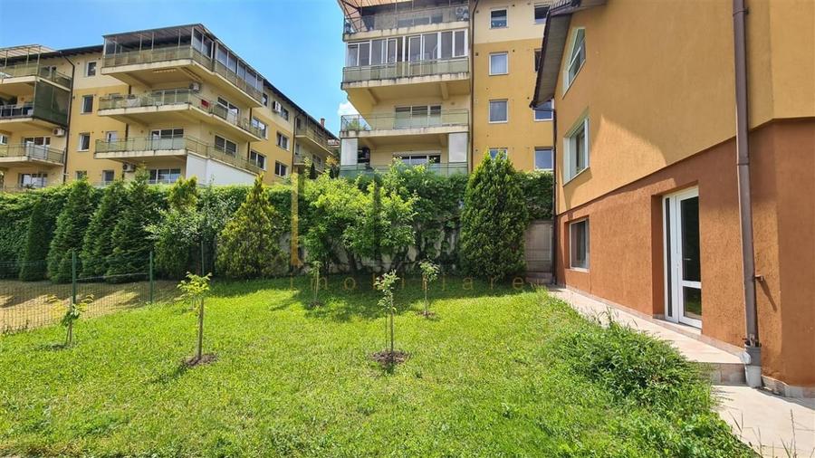 Casă individuală cu 6 camere cu Teren 600 Mp în Andrei Mureșanu