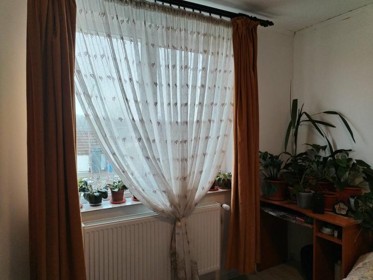 Casă individuală cu 3 camere cu Canalizare în Ișalnița