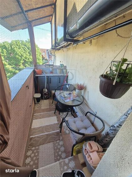 Apartament cu 3 camere decomandat, mobilat în Soarelui