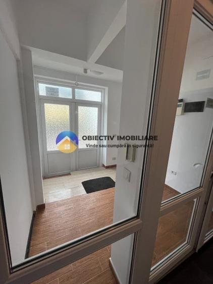 Casa + spatiu comercial la pret de apartament  ,  Precista - Piatra Neamt - 1