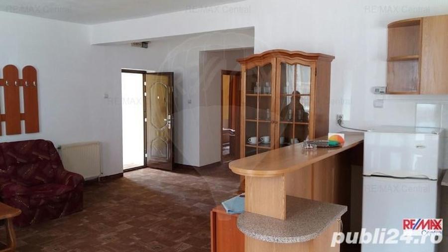 Apartament cu 3 camere decomandat în Poiana Brașov