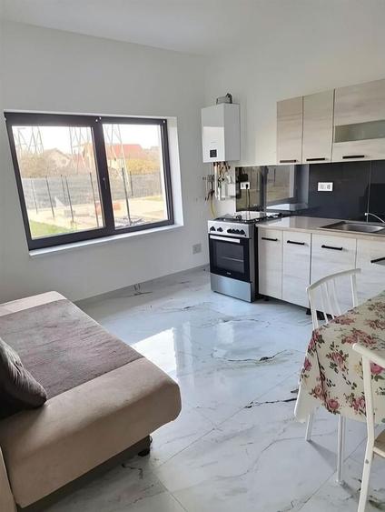 Casă individuală cu 3 camere cu Teren 600 Mp în Cetate