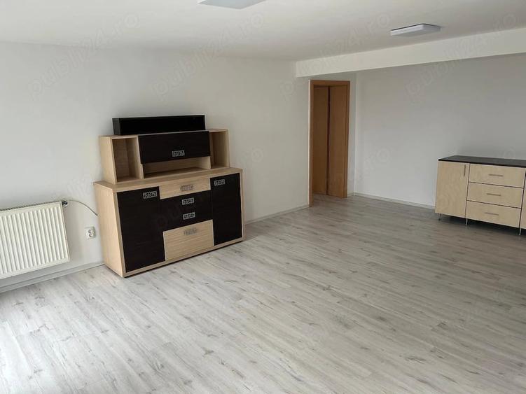 Apartament cu 2 camere semidecomandat în Zorilor