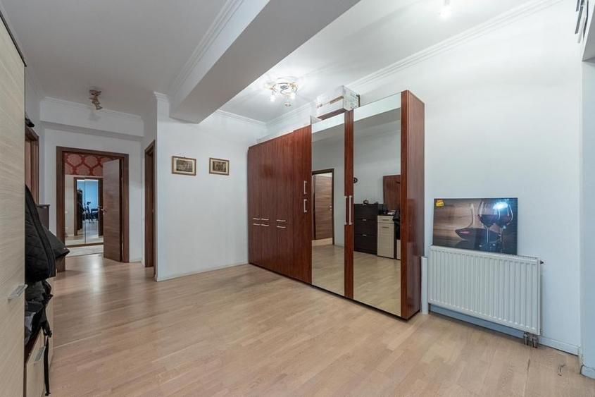 Apartament cu 3 camere în Vitanul Nou