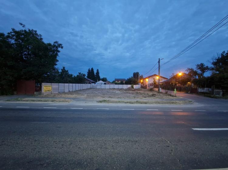Teren Construcții intravilan de 669 mp, în Sud-Vest