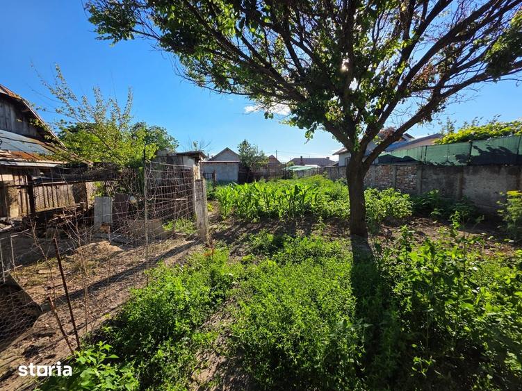 Casă cu 2 camere cu Teren 580 Mp în Central