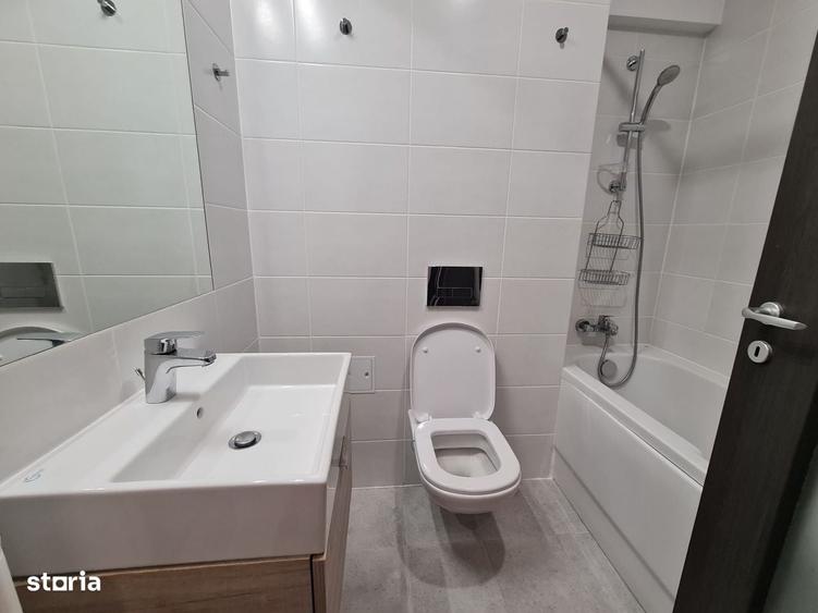 Apartament cu 3 camere în Barbu Văcărescu