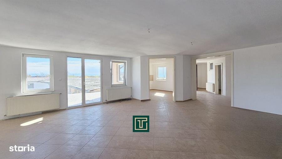 Apartament cu 4 camere în Central