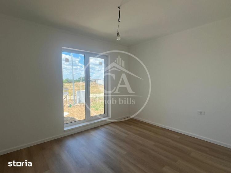 Casă cu 4 camere decomandat cu Teren 500 Mp în Sântandrei