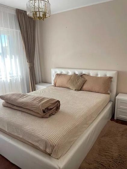 Apartament cu 4 camere decomandat, mobilat în Faleza Nord