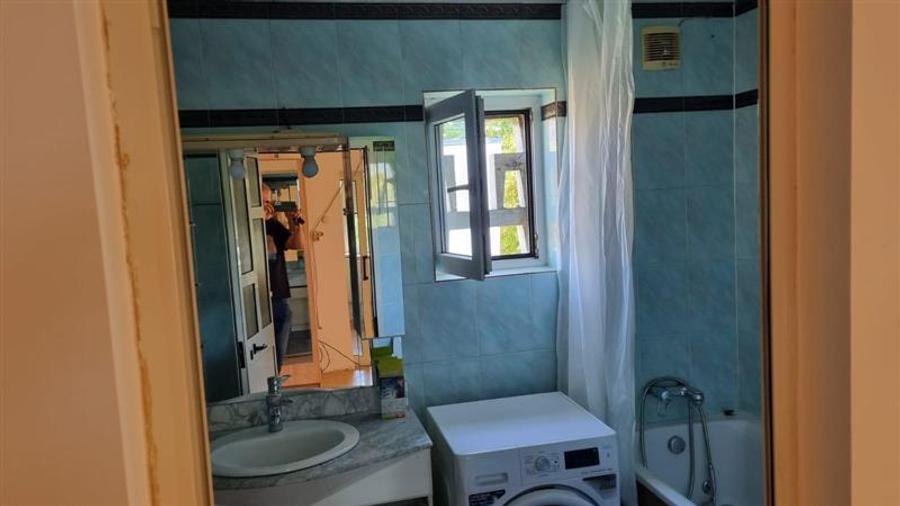 Apartament cu 2 camere decomandat în Calea București