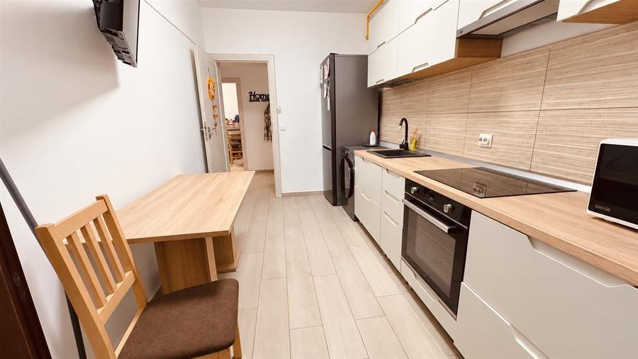 Apartament cu 2 camere decomandat, mobilat în Cristian