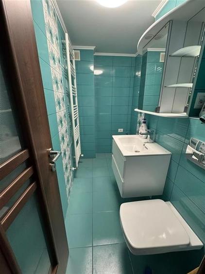 Apartament cu 4 camere decomandat în Brăilei