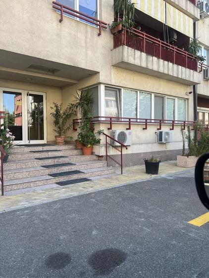 Apartament cu 2 camere decomandat în Ghencea