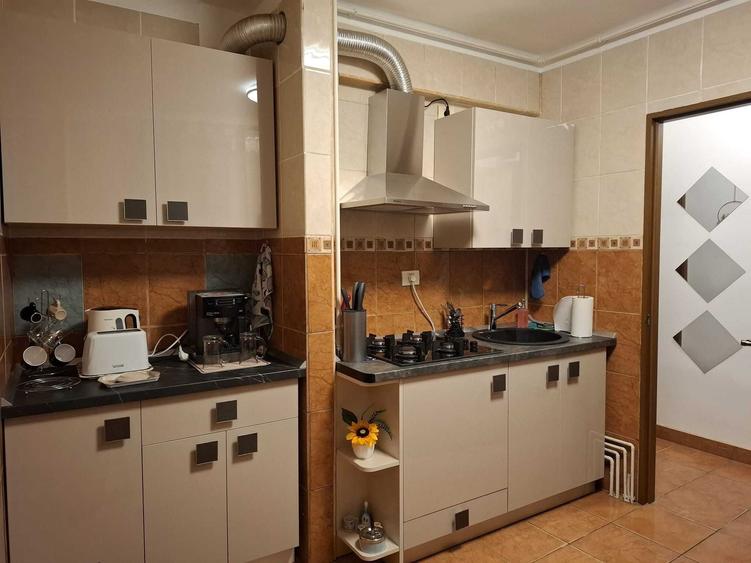 Apartament cu 2 camere semidecomandat în Ultracentral