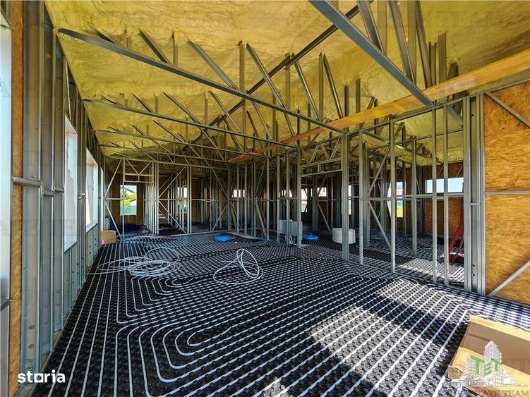 Casă cu 4 camere cu Teren 670 Mp în Balotești