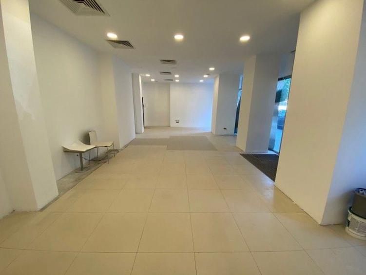Spațiu comercial, de 104 mp, în Ștefan cel Mare
