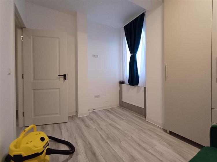 Apartament cu 3 camere decomandat, mobilat în Bularga