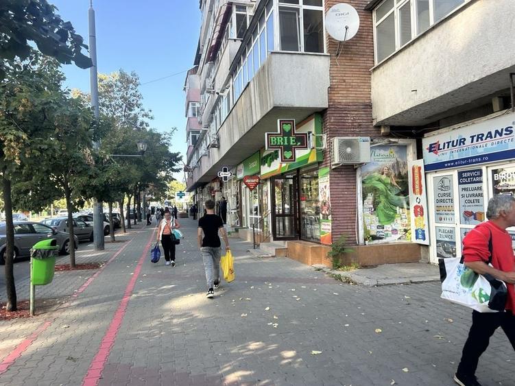 Spațiu comercial, de 75 mp, în Central
