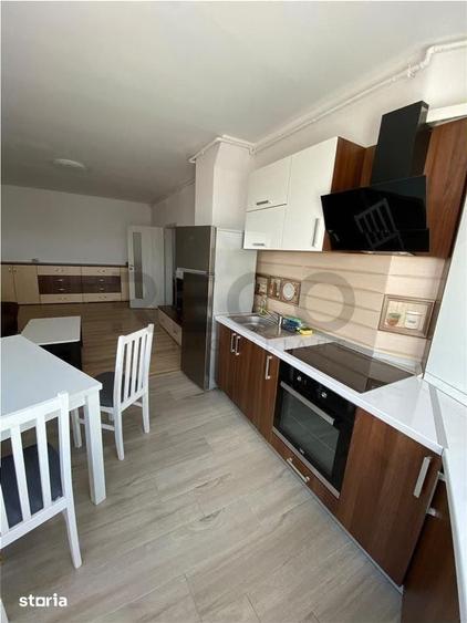 Apartament cu 2 camere decomandat în Cantemir