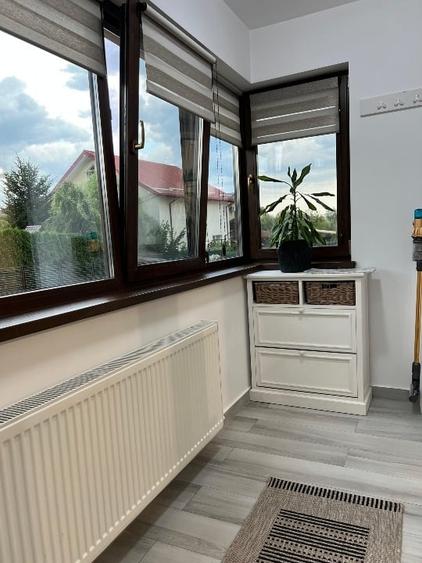 Apartament cu 2 camere decomandat, mobilat în Valea Adâncă