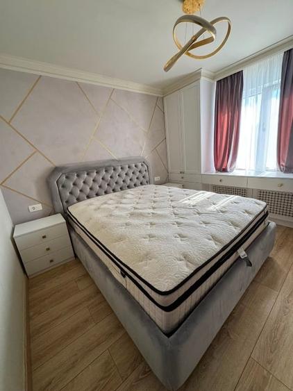 Apartament cu 3 camere decomandat, mobilat în Titan