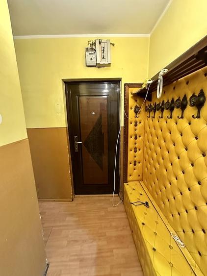 Apartament cu 3 camere decomandat în Prelungirea Ghencea