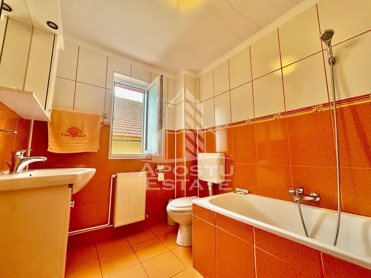 Casă individuală cu 6 camere cu Canalizare în Ciarda Roșie